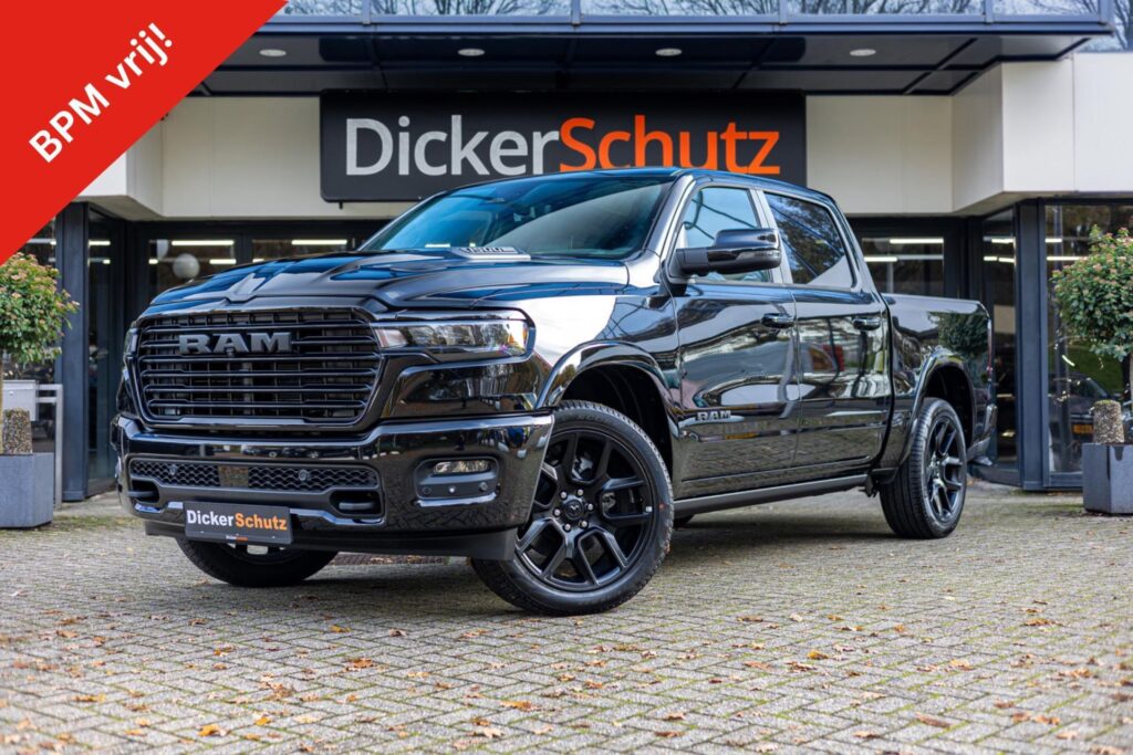 Dodge RAM 1500 Laramie Night Crew Cab te koop bij DickerSchutz