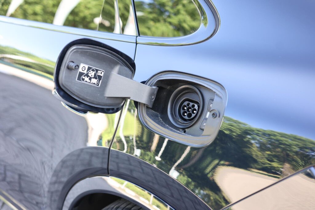 Laadklep van een Porsche Cayenne E-Hybrid
