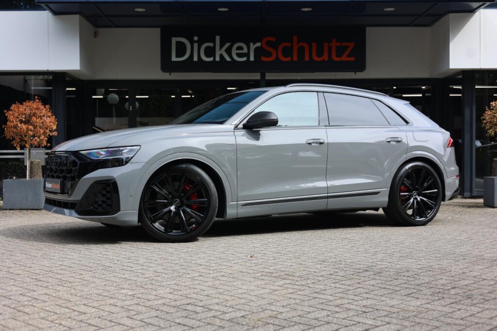Audi Q8 60 TFSIe Competition te koop bij DickerSchutz